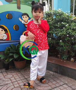 Bộ Quần Áo Bà Ba cho Bé phong cách nam bộ - màu Đỏ bông nhí - vải lụa mềm mát