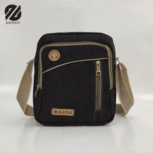 Tas Selempang Cowok Dengan Lubang Headset Brandon Baepack / Tas Bahu Pria wanita Bandung COD / Grosir