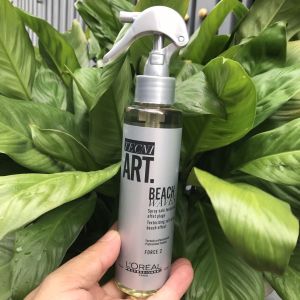 Xịt tạo kiểu sóng lơi Loreal Tecni Art Beach Waves 150ml