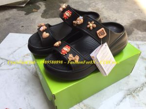 Dép lê Crush 2 quai đế cao 5cm cho nữ mẫu mới 2023 màu trắng TAT18 - bản đính 14 jibit 3D nâu siêu đẹp