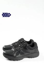 New black sports shoes for men outdoor hiking shoes shock-absorbing breathable cross-country running shoes multi-functional training shoes ultra-lightweight