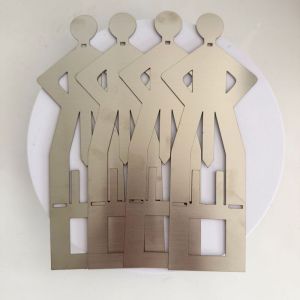 แร็คแขวนไส้กรอกบาร์บีคิวมนุษย์กลางแจ้งสแตนเลสน่ารักที่ย่างบาร์บีคิวตลก