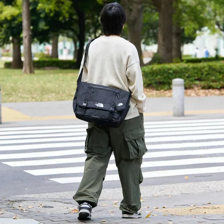 The North Face White Label Collection Super Messenger Bag L