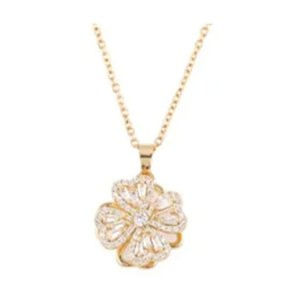 Fashionable and light luxury rotatable clavicle chain fourleaf clover necklace