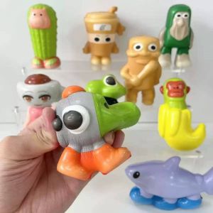 NovaBloom ของเล่นคลายเครียด tung tung tung sahur หุ่นสร้างสรรค์ Squishy Toy การจัดส่งแบบสุ่ม