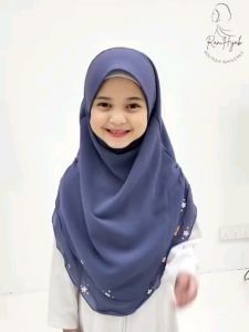 NEW ARRIVAL  SARUNG JUWITA KIDS  MATERIAL CHIFFON AWNING SCUBA AVAILABLE IN 20 COLOURS..harga adalah bagi untuk 10 dan 20 pcs ye..
