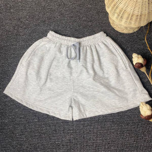 CELANA HOTPANTS // HOTPANTS WANITA // CELANA PENDEK // CELANA PENDEK WANITA // SHORTPANTS WANITA BAHAN CATTON FLEECE