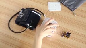 MY Fast Electronic  Monitor Voice Broadcast  High Precision Automatic  and Blood Press （3 Years Warranty）