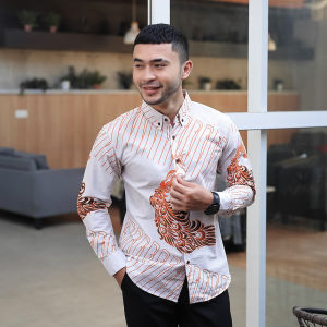 DGMFashion Kemeja Pria Batik Panjang Motif Merak Putih 1243