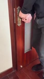 [Door-lifting equipment] Door pulley steel sliding door wheel sliding door bearing roller sliding door roller repair equipment for sliding door hinges and wheels. Can be used with all types of doors. Easy to install and durable. AutoMaxion