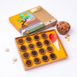 Havan cups by Phool Premium Loban Sambrani and Sandalwood Dhoop Cups 16 Pcs with Ceramic Holder Natural Havan Cups Agarbatti Incense for Meditation Home Air Purification Relaxing Aura Cleansing