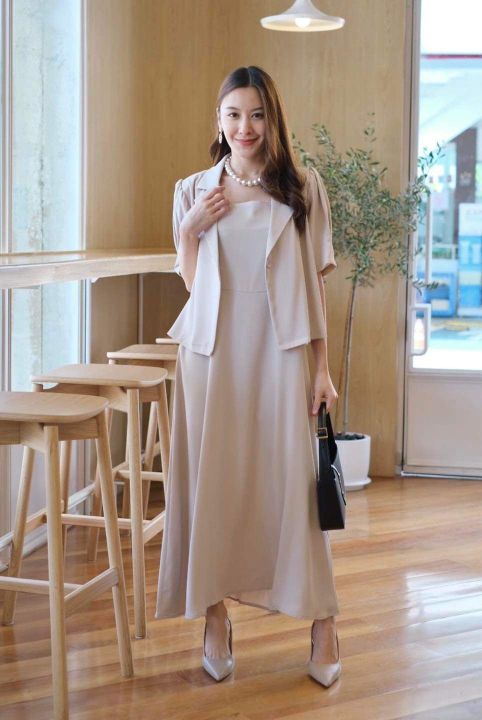 chinese dress ladies Skirt Suit|Crop Blazer with Asymmetrical Slit Skirt White / L