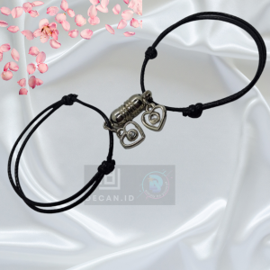 Sepasang gelang Gelang korea Couple Magnet liontin Love Gelang kapelan isi 2 gelang