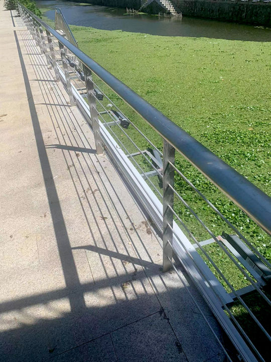 Wire Rope Hand Rail Stainless steel wire rope guardrail River bridge plank road scenic spot ...