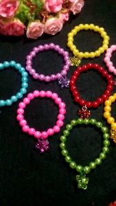 Gelang Anak Perempuan Mutiara & Bandul Kupu-Kupu