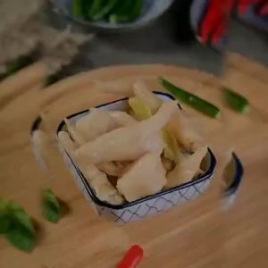 重庆特产泡椒凤爪批发泡椒鸡爪小包装非无骨鸡爪休闲零食小吃批发