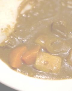 House Foods Kukure Curry Sauce with Vegetable Hot 200g – Spicy & Flavorful Japanese Curry