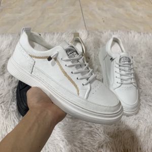 Giày SNEAKER nam thấp cổ da màu nâu đen bee trắng đế cao su đúc tăng chiều cao 4cm