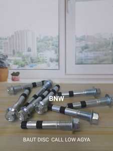 Baut disc caliper bawah pen cakram agya ayla