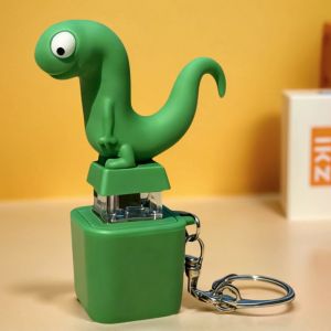 SPDD Funny Lizard Button Sound Keychain Rechargeable LED Colorful Lizard Keychain Portable Fidget Keyring Toys
