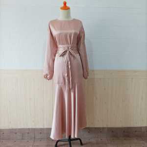 Hanna - Gamis Wanita Dress Mermaid Bahan Satin Premium