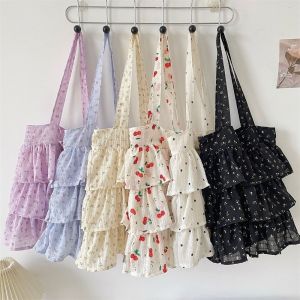 CRNGW หวาน กระเป๋ากระโปรงลายดอกไม้สำหรับผู้หญิง แบบเกาหลี ความจุขนาดใหญ่ กระเป๋าเดินทางลายดอกไม้ แบบสบายๆ ลายดอกไม้ กระเป๋าถือทรงกระโปรงเค้ก สำหรับฤดูร้อน