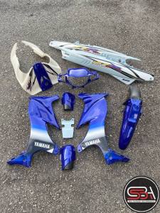 COVERSET ORIGINAL HLY – YAMAHA 125z 125zr BIRU PETIR STICKER SIAP TAMPAL PERCUMA EMBLEM TIMBUL – HONG LEONG YAMAHA