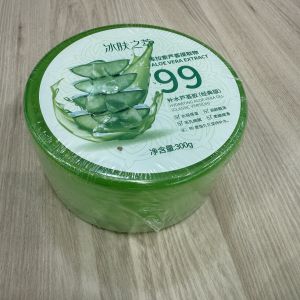 [Authentic] 99% Natural Aloe Vera Gel Hydrating Moisturizing After-Sun Repair Genuine Face Cream Pore Minimizing Suitable for Female Students