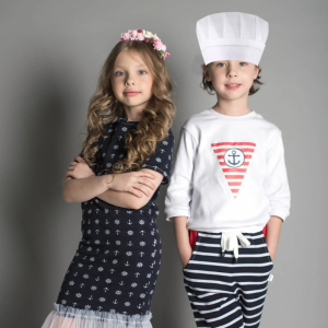 20pcs Disposable Kitchen Chef Cap Non-woven Dustproof Hygienic Hat for Cook Waiter Food Service