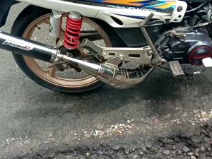 Knalpot Standar Racing Fizr Force1: Kolong BM Power Suara Garing Bukan AHM