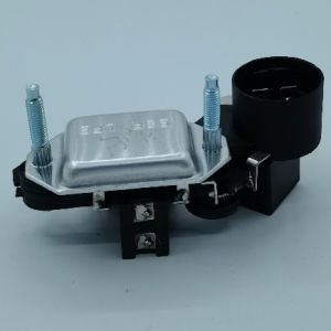 HH252 IC REGULATOR ISUZU PANTHER 25 KOMPLIT FUNAWA