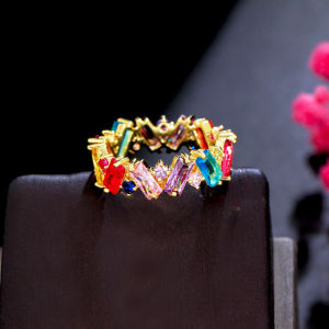 SEQUITO Delicate Yellow Gold Plated AAA Zirconia Party Ring Full Paved Exquisite Multi Cut Colorful Crystal Stone Trendy Women Cocktail Finger Jewellery Gifts SR059