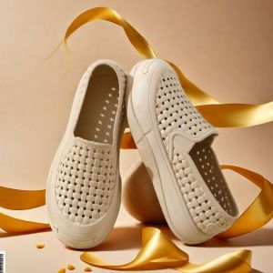 [Free Shipping] White mesh thick-soled sandals for women nurse shoes soft-soled mom shoes work shoes comfortable flat-soled clogs walking shoes