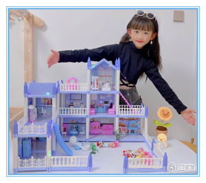 [Freebie Dolls + ไฟประดับ] Big Villa Dollhouseสี่ชั้นสาวความฝันเจ้าหญิงBarbieตุ๊กตาบ้านทำเองแกล้งเล่นชุดของเล่นของขวัญคริสต์มาส