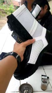 Sepatu PDL PROVOST Tali Putar