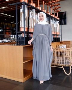 E&M Syakila kaftan gamis wanita muslim terbaru 2024 lebaran busana muslim wanita kekinian import fashion wanita muslim mewah simple dress wanita pesta muslim viral