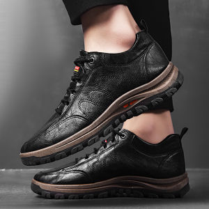 รองเท้าผู้ชาย รองเท้าลําลอง รองเท้าหนังกลับPU TL202