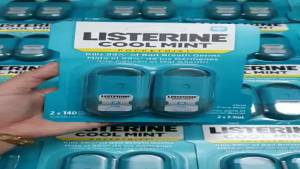 Xịt thơm miệng Listerine Cool Mint của Mỹ Vỉ 2 chai 7.7ml - - Mang đến cho bạn một cảm giác mát lạnh tức thì và vô cùng sảng khoái - Giúp diệt sạch vi khuẩn có hại trong miệng 99% - Giúp hơi thở thơm tho
