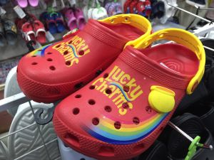 CrocsFanClub - Sục classic lucky charms Nam Nữ Pbx21 - hàng xịn xò