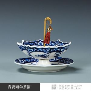 LIEYH Chinese Style Umbrella Tea Strainer Traditional Ceramic Blue and White Porcelain Tea Filter Teas Ceremony Accessories Exquisite Tea Infuser Tea Tray Set Office