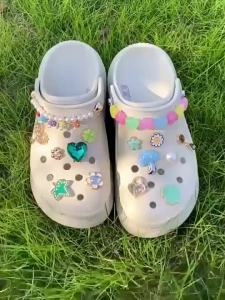 Jibbitz Cross โลหะ จิ๊บบิทซ์ ตัวติดรองเท้า cross ดอกไม้เพชรฤดูใบไม้ผลิ พ่อมดของออซ