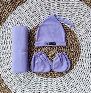 Set hemat 4 in 1 bedong polos bayi + topi kupluk + sarung tangan dan sarung kaki bayi baru lahir