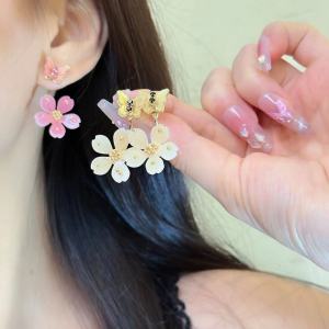 Fashionable Ring Gift 韩国东大门夏季小清新亚克力蝴蝶立体花朵耳钉耳环甜美可爱耳饰潮