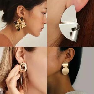 Translucent Wolf Mask Pendants Necklaces for Women Personality Adjustable Long Rope DIY Women Long Necklace Boho Neck Accessory