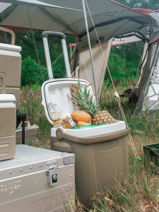 MOBI GARDEN กระติกน้ำแข็ง เก็บความเย็น-ร้อน 8.5ล./17ล./26ล. Cooler สำหรับปิกนิก ตั้งแคมป์ เก็บอาหารสด