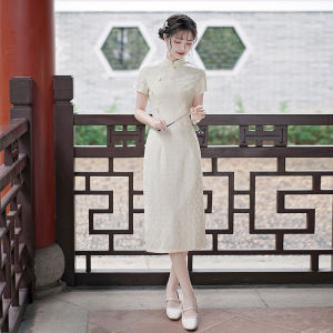 Hangzhou Sweet Lace Light Yellow Midi Cheongsam 1207-42 杭州復古甜美蕾絲淺黃中長旗袍