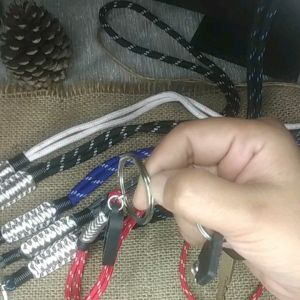 Gantungan Kunci Motor 2 in 1 Tali Panjang Multifungsi