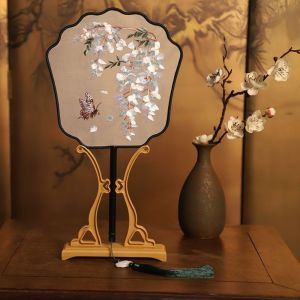 FOUNDTWO Phong cách Trung Quốc Quạt Thêu Trung Quốc Có tua Cầm tay Quạt lụa Đồ dùng cho bữa tiệc Họa tiết hoa Người hâm mộ nhóm cô dâu Đám cưới Trung Quốc