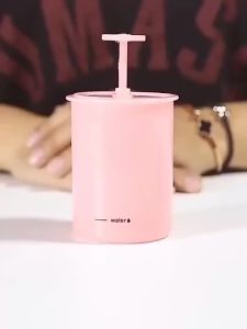 BggieMáy tạo bọt rửa mặt mini – dụng cụ tạo bọt mịn được làm từ nhựa PP an toàn.