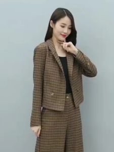 High Waist Pants & Women's Fashion Trends